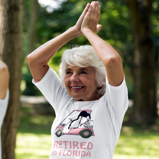 フロリ退職したダおもしろいゴルフカートとフラミンゴ Tシャツ