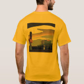 フロンティアのラスベガスの日没のTシャツ Tシャツ (裏面)