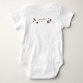 フロントとバックをパーソナライズUWCバタフライ ベビーボディスーツ (裏面)