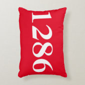 フロント赤と白ポーチハウスナンバーピロー アクセントクッション (正面(垂直))