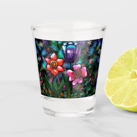 フローラお洒落紫色の青ピンクの花 ショットグラス (正面)