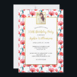 フローラかわいらしチューリップ、あなたの写真、誕生日パーティー 招待状<br><div class="desc">写真祝とイベントの詳細がプリントされた金ゴールドで囲まれた美しいパーティの招待状を持つ特別な誰か縁ど – すべてチューリップの背景パタかわいらしーンに対して設定。誕生日、ベビーまたはブライダルシャワー、退職、記念日などのために最適。素晴らしい品質とパーソナライズする簡単。</div>