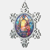 フローラでサンセットのステンドグラスを見る スノーフレークピューターオーナメント (右)