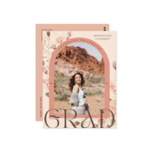 フローラの喜び：Bohoシックなアーチフレームの卒業