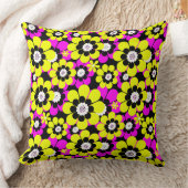 フローラの明るいネオン模様クリムゾンとイエローフロー クッション (ブランケット)