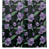 フローラの暗い背景に葉を付けたパンジー シャワーカーテン (正面)