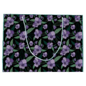 フローラの暗い背景に葉を付けたパンジー ラージペーパーバッグ (裏面)