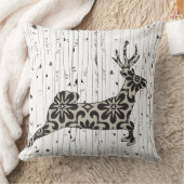 フローラの木の枕の間に鹿の飛び跳ね クッション (ブランケット)