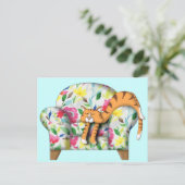 フローラの椅子に寝ている漫画子猫 ポストカード (スタンド正面)