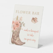 フローラエレガントカウボーイブーツがブーケを作る 台座サイン (正面)