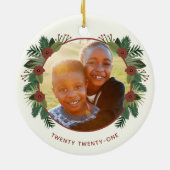 フローラエレガントグリーンリークリスマス2フォトファミリー セラミックオーナメント (裏面)