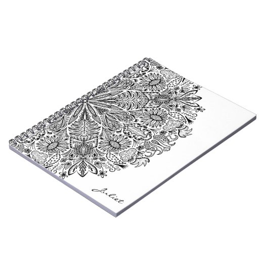 フローラエレガントマンダラアートブラックアンドホワイトサークル ノートブック (左側)