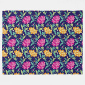 フローラエレガント花ピンク色の黄色い芽の緑 フリースブランケット (正面(横))