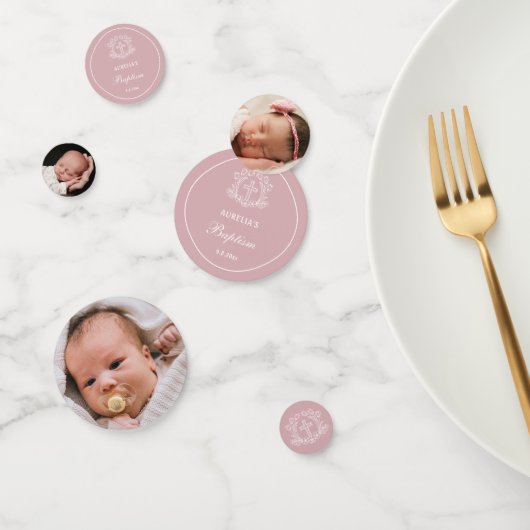 フローラシンプルクロスオンピンクバプティステーブル コンフェッティ (グループ)