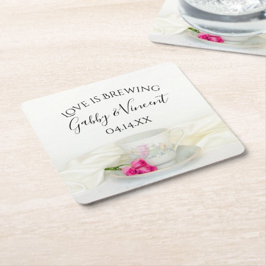 フローラティーカップピンク結婚のバラの愛が醸造 スクエアペーパーコースター (アングル)