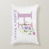 フローラデザインの名前とイニシャル。かわいらし アクセントクッション (正面(垂直))