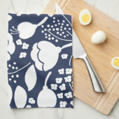 フローラネイビーブルーとホワイトキッチンタオル キッチンタオル (四つ折り)