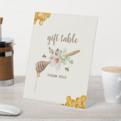 フローラハニービー赤ちゃんシャワーギフトテーブル 台座サイン (インサイチュ)
