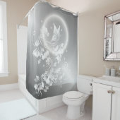 フローラバタフライシルバーホワイトファンタジー シャワーカーテン (インサイチュ)