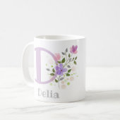 フローラパーソナライズされたコーヒーマグと名前Delia. コーヒーマグカップ (正面左)