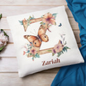 フローラパーソナライズされたバタフライレターZモノグラム クッション