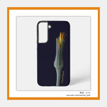 フローラパーソナライズされた非表示美しい、フラワーオンブラック SAMSUNG GALAXY S22 ケース<br><div class="desc">デザインは、黄色と緑の色調のフローラ花びらと萼片の美しいを特徴とする野生の花のポートレート写真である。このデザインには、特別なリクエストや質問に対し連絡て、アーティストwafadahdalcreates@gmail.comが含まれる。© Wafa Y. Dahdal – 全著作権所有。WDアート</div>