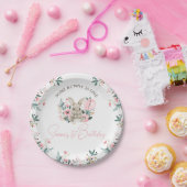 フローラピンクあるバニーが1歳の誕生日を迎える ペーパープレート (パーティー)