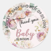 フローラピンクガールベビーの開花水色 ラウンドシール (正面)