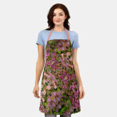 フローラファンタジー淡い色のをバーガンディ、ピンク、グリーン エプロン (着用した状態)