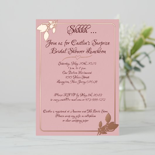 フローラブライダルシャワー、赤面ピンク、金ゴールド 箔招待状 (立ち正面)