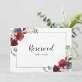 フローラブルゴーニュ結婚ーの葉の控えめな兆候 (スタンド正面)