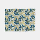 フローラブルーフラワーズリリーバレーリピーター フリースブランケット (正面(横))