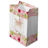 フローラベビーベビーカーのベビシャワータイポグラフィ ミディアムペーパーバッグ (正面アングル)