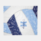 フローラペイズリーネイビーライトブルーバレーボール フリースブランケット (正面(横))