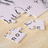 フローラボタニカルアルファベットカスタム文字ピンク ジグソーパズル (側面)