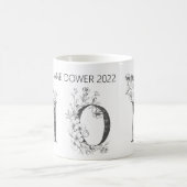 フローラボタニカルMOMモノグラムカスタム文字 エレガント コーヒーマグカップ (中央)