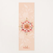 フローラマンダラコーラルピンク金ゴールドシック名モノグラム ヨガマット (正面)