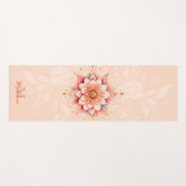 フローラマンダラコーラルピンク金ゴールドシック名モノグラム ヨガマット (正面(横))