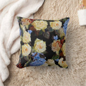 フローラモダン柄、白いバラ、青いあじさい クッション (ブランケット)