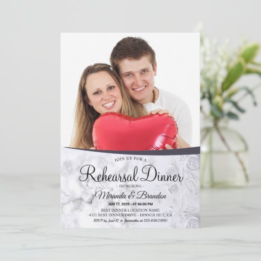 フローラモダン白大理石フォトリハーサルディナー 招待状 (スタンド正面)