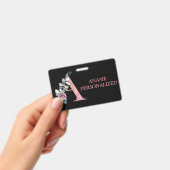 フローラモノグラムの名前の文字ピンクのアゲート バッジ (手持ち)