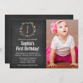 フローラリースチャルクボードフォトガール1歳の誕生日 招待状 (正面/裏面)