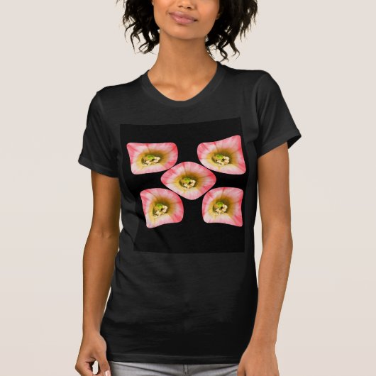 フローラルの喜び Tシャツ (正面)