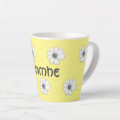 フローラルパターンイエロー名前をカスタムする カフェラテマグ (右アングル)