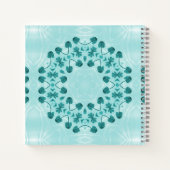 フローラルパターン、ティール（緑がかった色）ブルーイニシャル ノートブック (裏面)