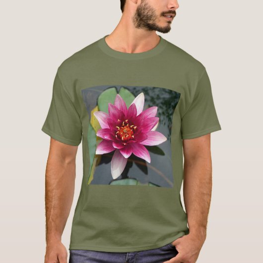 フローラル壁紙の雰囲気Tシャツ Tシャツ (正面)