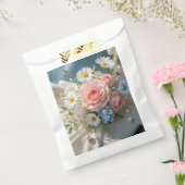 フローラル　タイムレスな優雅さとささやかなロマンスが交錯する フェイバーバッグ (封をした状態)