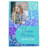 フローラレインボーストライプブルー誕生日 ミディアムペーパーバッグ (正面)