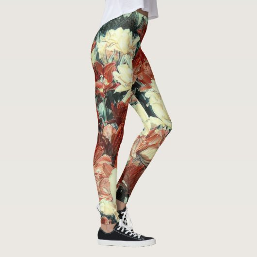 フローラレギンスに錯覚エフェクト レギンス (右)