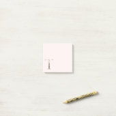 フローラレター「T」モノグラムのノート ポストイット (デスク上)